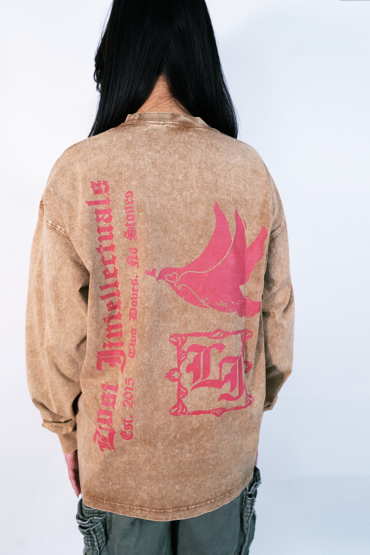 LI Two Doves Long Sleeve (Wild West Brown)