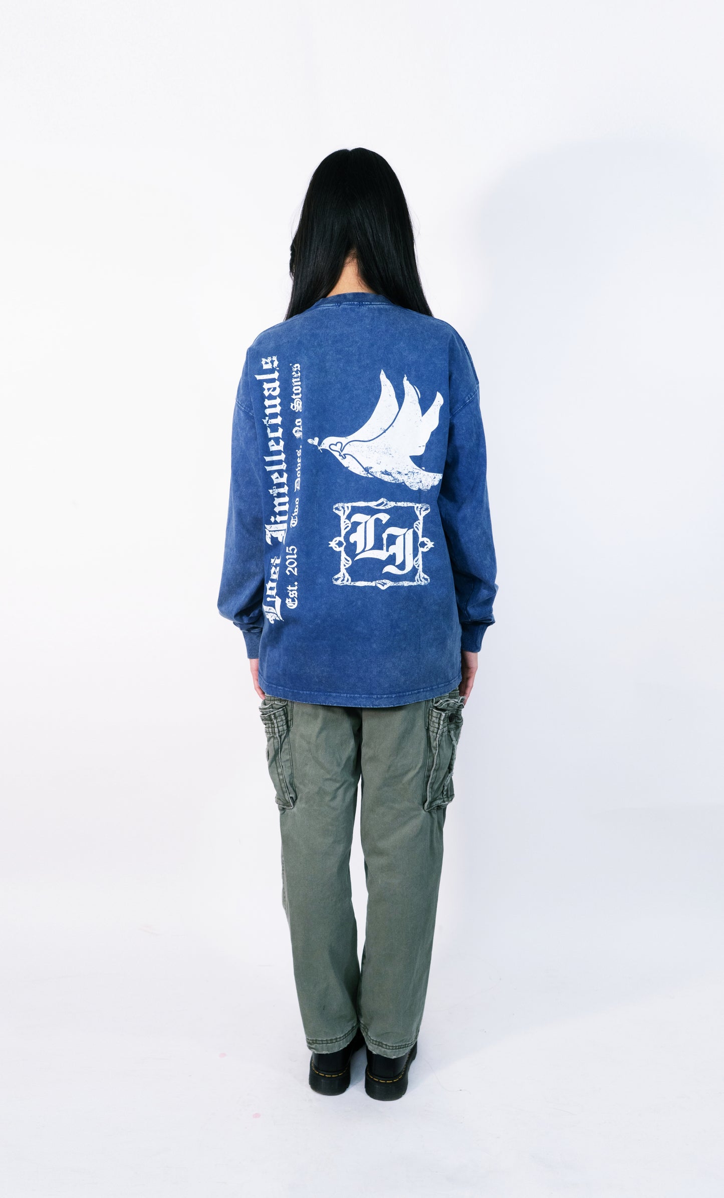 LI Two Doves Long Sleeve (Levi Blue)