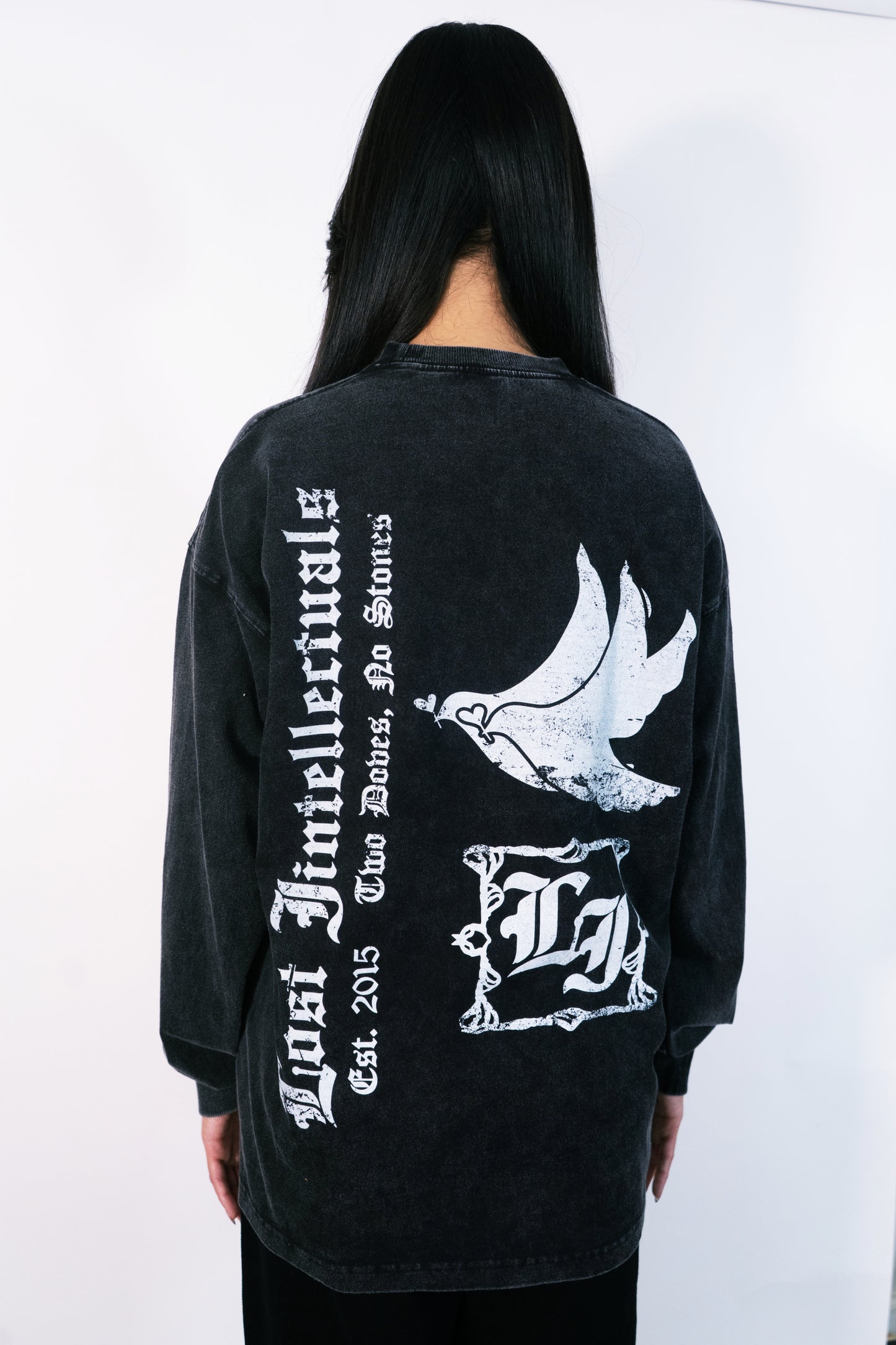 LI Two Doves Long Sleeve (Vintage Black)