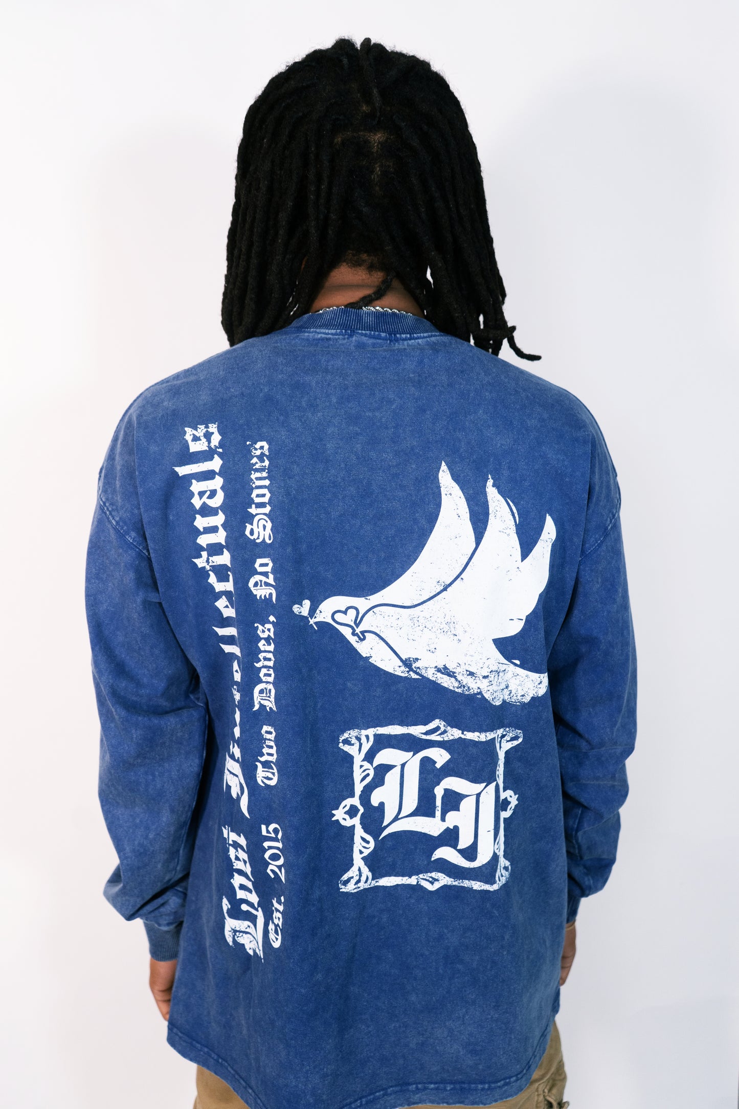 LI Two Doves Long Sleeve (Levi Blue)