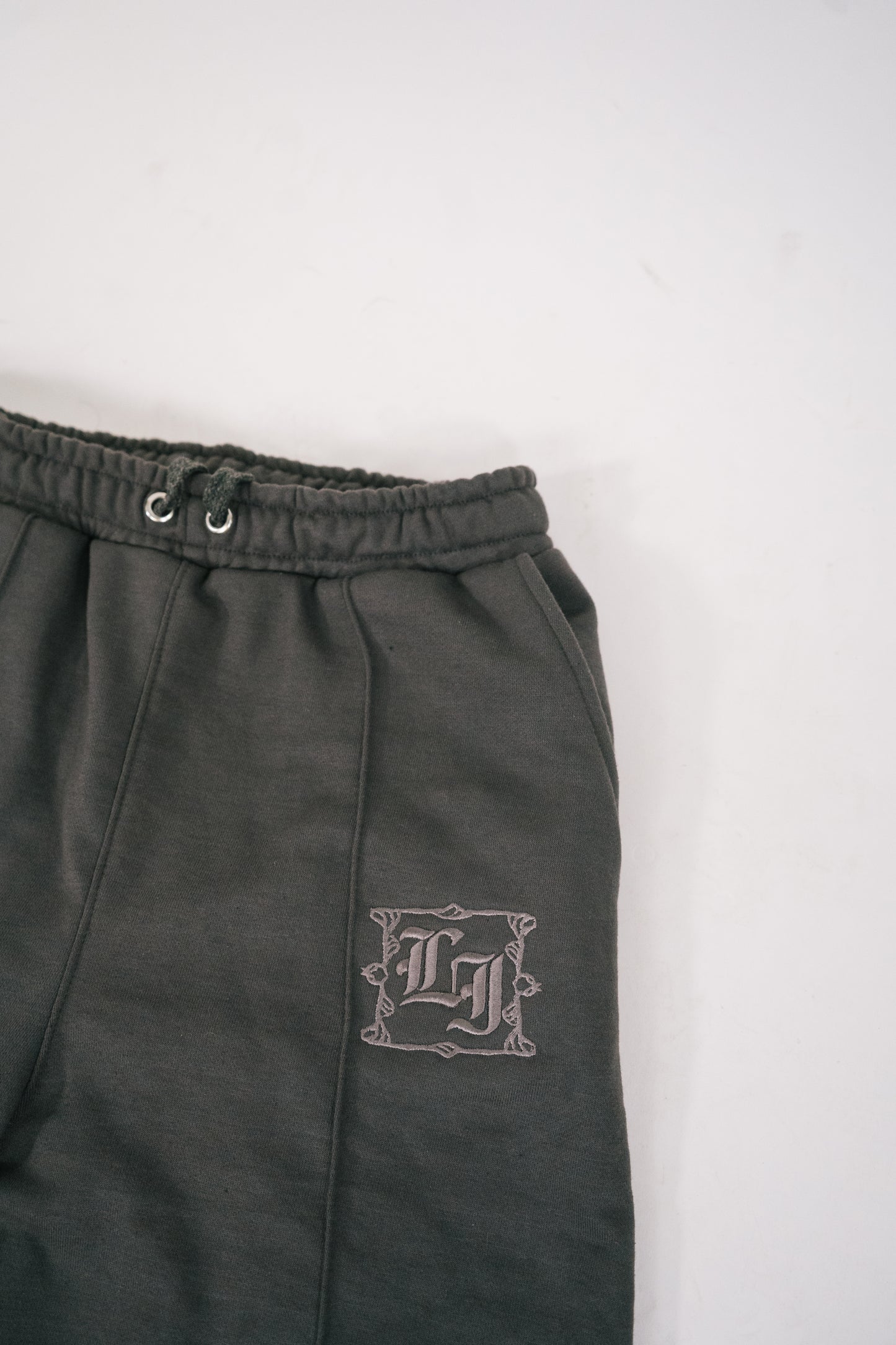 LI Foundation Sweatshorts